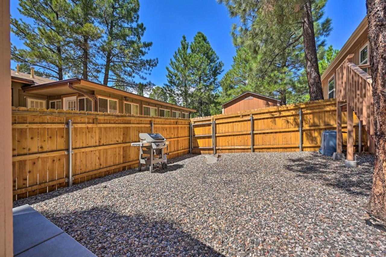 Munds Park Cabin Retreat With Deck And Fire Pit! Eksteriør bilde